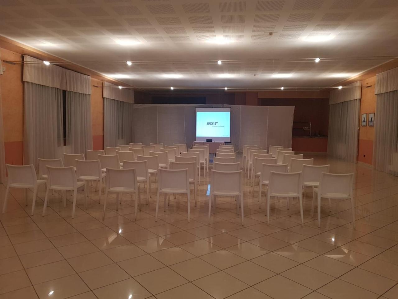 Hotel Cavalieri Pinerolo Dış mekan fotoğraf